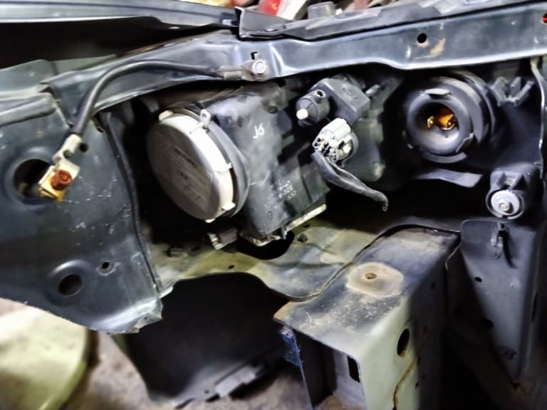 Nose cut Honda Accord used in Sharjah — photo 8