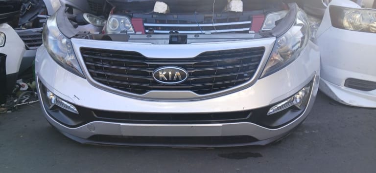Nose cut Kia Sportage