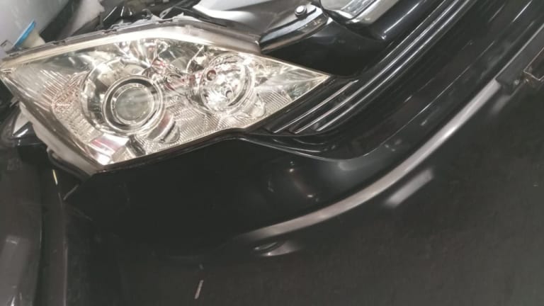 Nose cut + Hood + Fender Honda CR-V used in Sharjah — photo 2