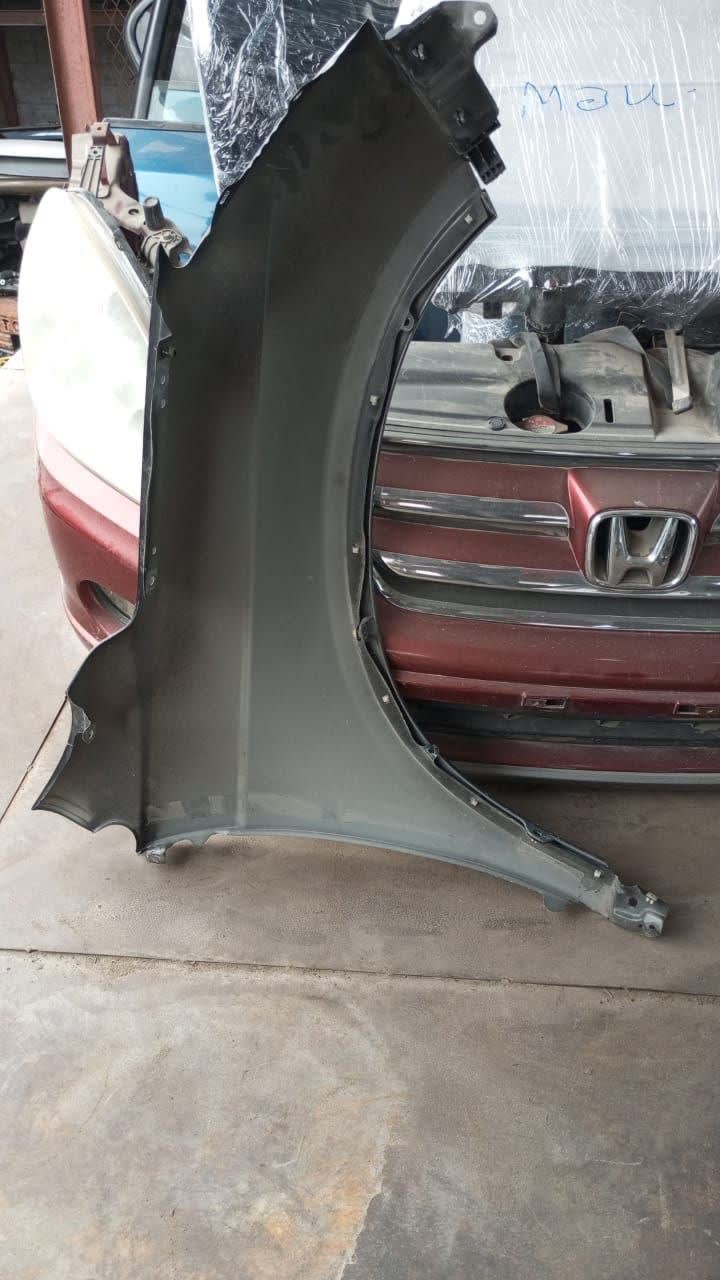 Nose cut + Hood + Fender Honda CR-V used in Sharjah — photo 11