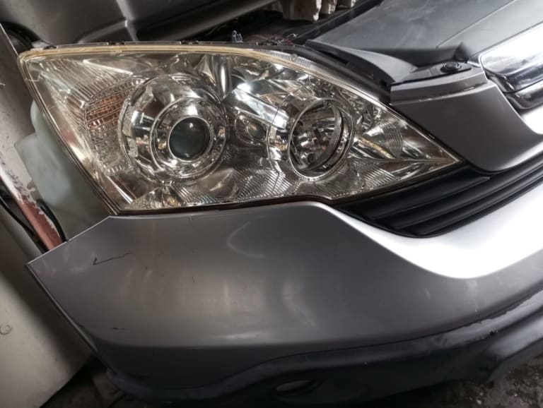 Nose cut + Hood + Fender Honda CR-V used in Sharjah — photo 2