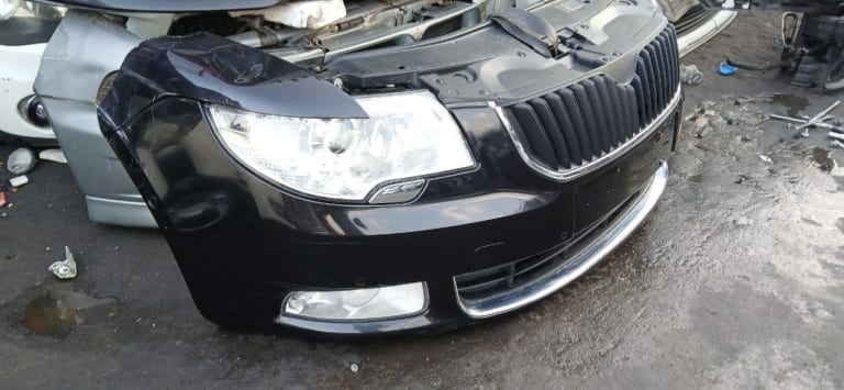 Nose cut + Hood Škoda Superb used in Sharjah — photo 2
