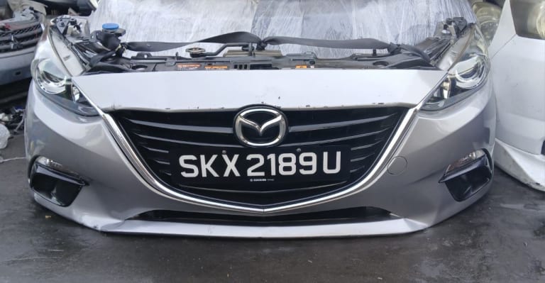 Nose cut + Hood Mazda 3