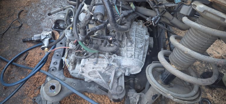 Engine + AT Toyota Harrier 2AZ ACU30 used in Sharjah — photo 6