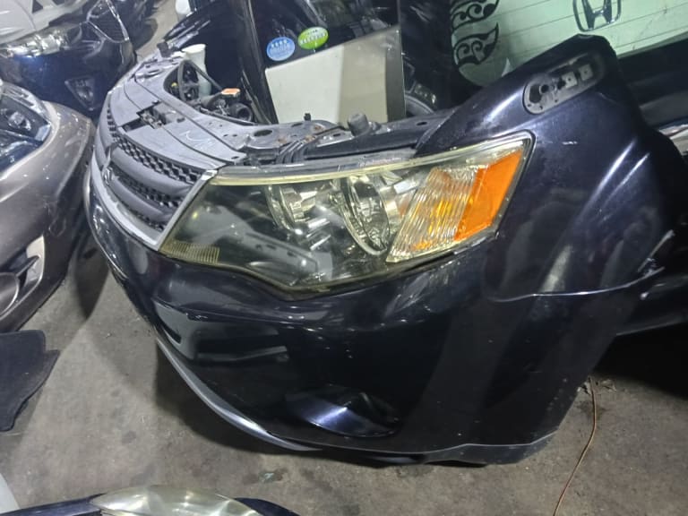 Nose cut Mitsubishi Outlander used in Sharjah — photo 2