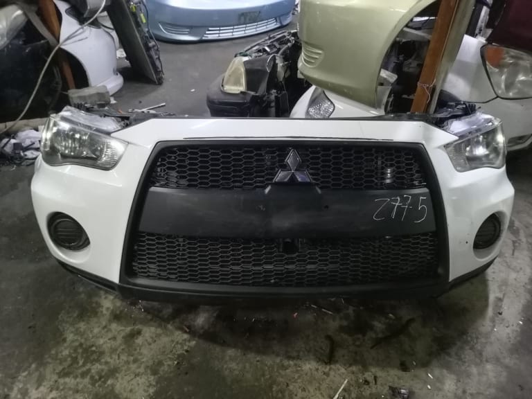 Mitsubishi Outlander Ноускат 