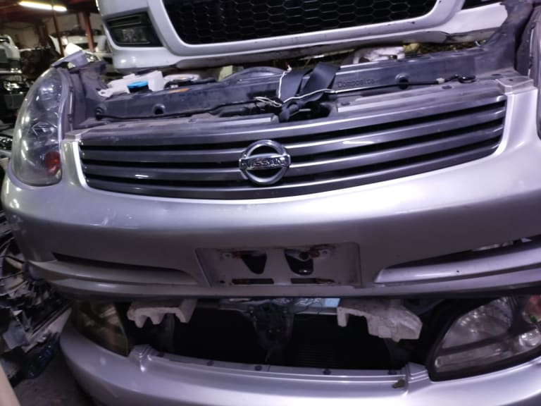Nose cut Nissan Skyline used in Sharjah — photo 12