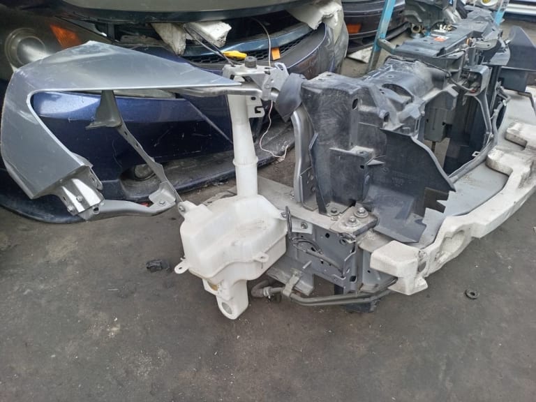 Mazda CX-7 Front Panel used in Sharjah — photo 2