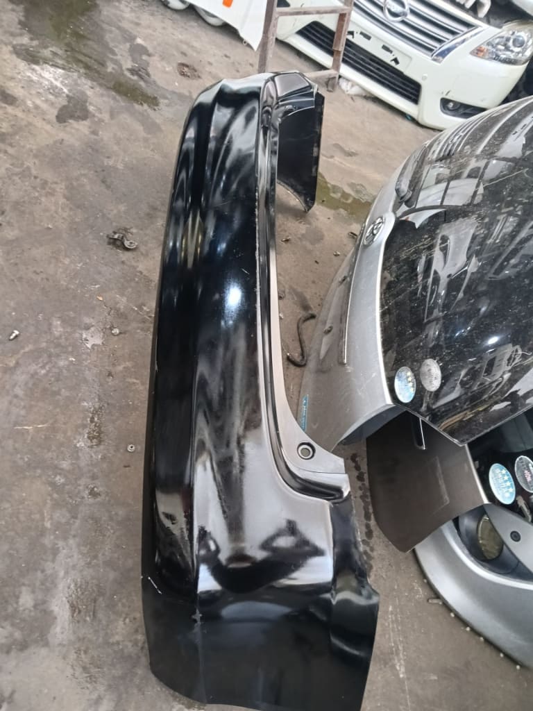 Bumper Toyota Corolla Axio used in Sharjah — photo 2