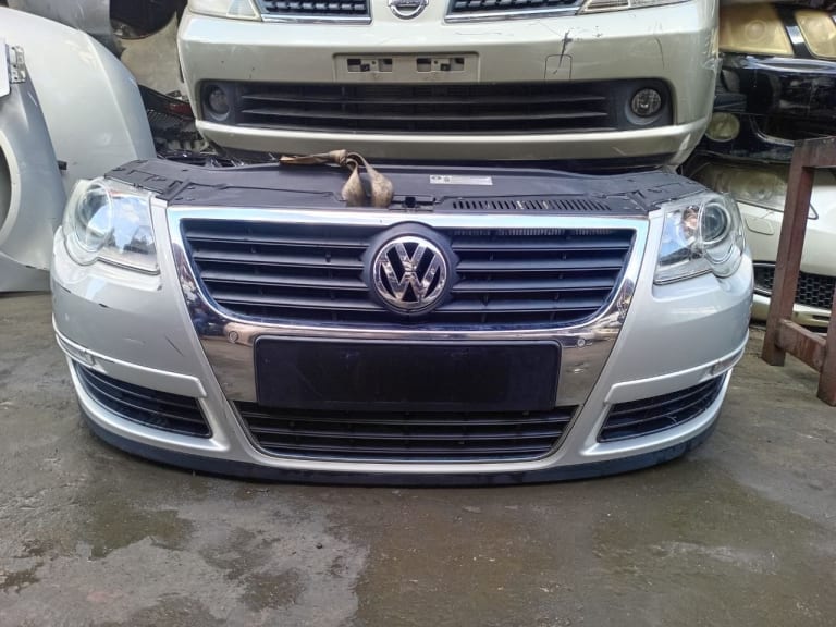 Volkswagen Passat B6 Ноускат, капот, крылья 2шт, бампер задний, стоп сигналы 2шт