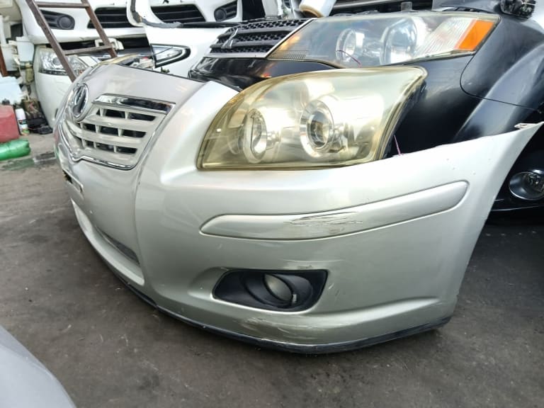 Nose cut Toyota Avensis used in Sharjah — photo 2
