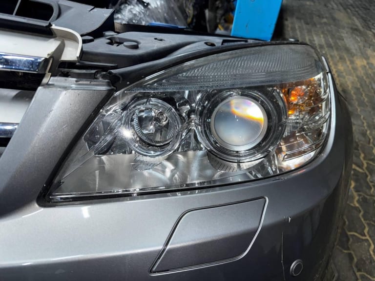 Nose cut Mercedes-Benz W204 used in Sharjah — photo 2