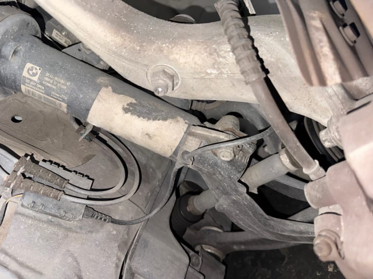 Suspension BMW used in Sharjah — photo 2