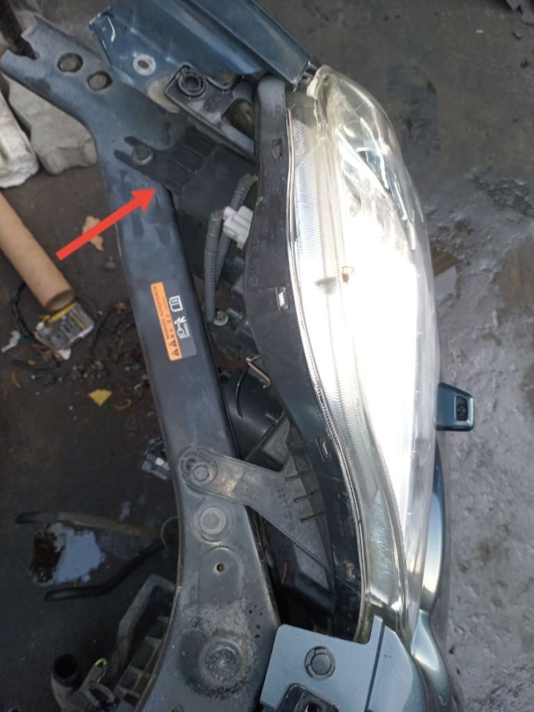 Nose cut Nissan X-Trail used in Sharjah — photo 16