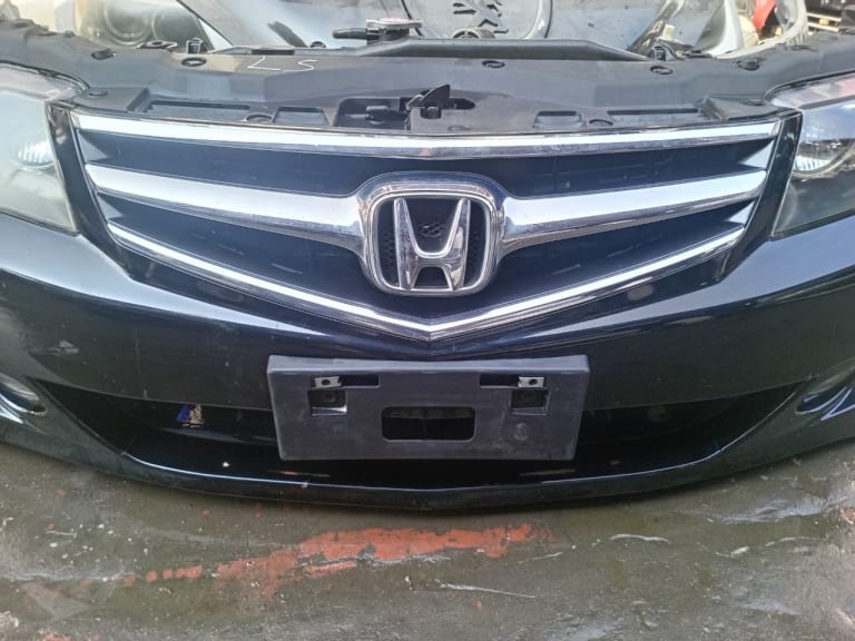 Nose cut Honda Accord used in Sharjah — photo 2