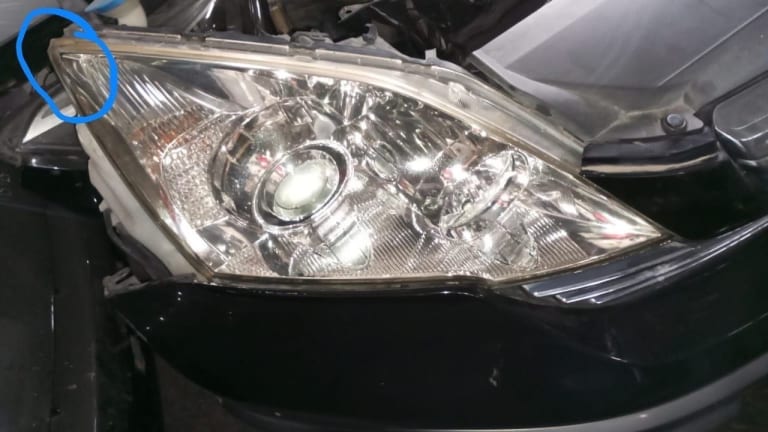 Nose cut + Hood + Fender Honda CR-V used in Sharjah — photo 2