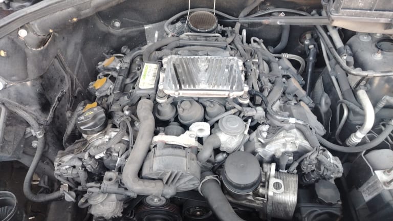Engine + AT Mercedes-Benz 272.967 used in Sharjah — photo 2