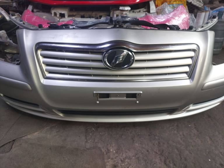 Bumper + Grille + Headlights Toyota Avensis used in Sharjah — photo 23