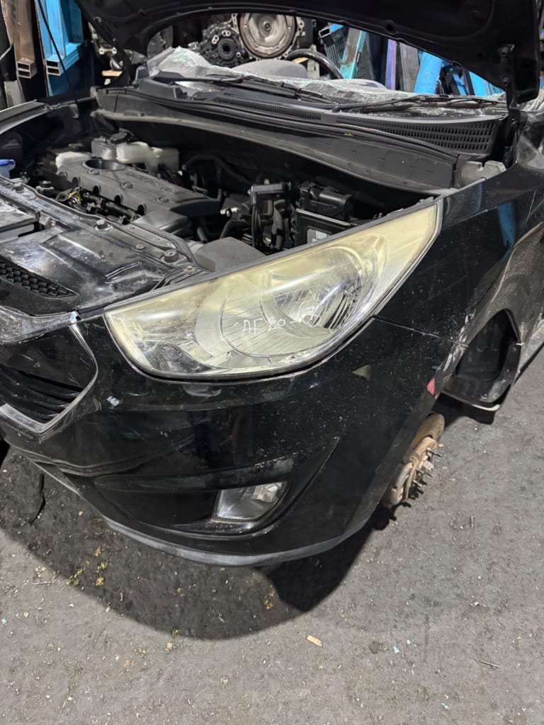 Nose cut Hyundai Tucson used in Sharjah — photo 2