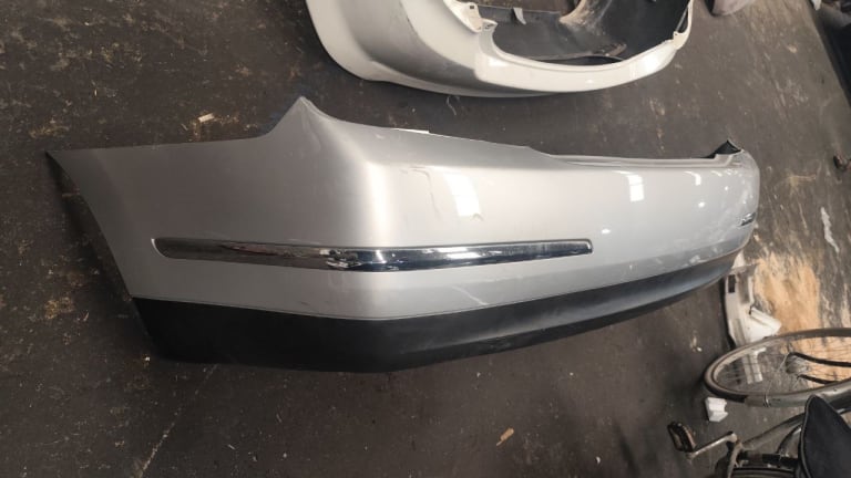 Bumper Nissan Teana used in Sharjah — photo 2