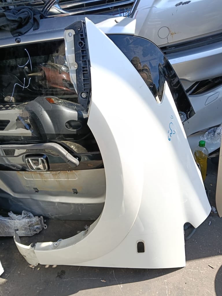 Toyota Wish Крылья 2шт