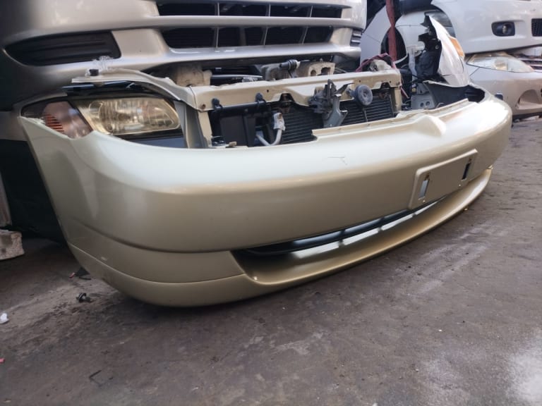 Bumper Toyota Platz