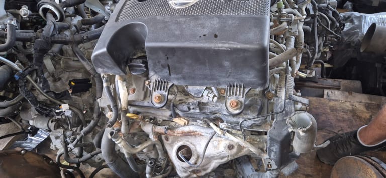 Engine Nissan VQ35 R52 used in Sharjah — photo 2