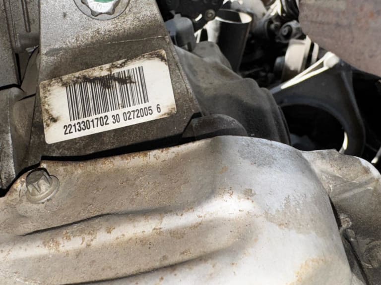 AT + Differential Mercedes-Benz 722960.0 used in Sharjah — photo 7