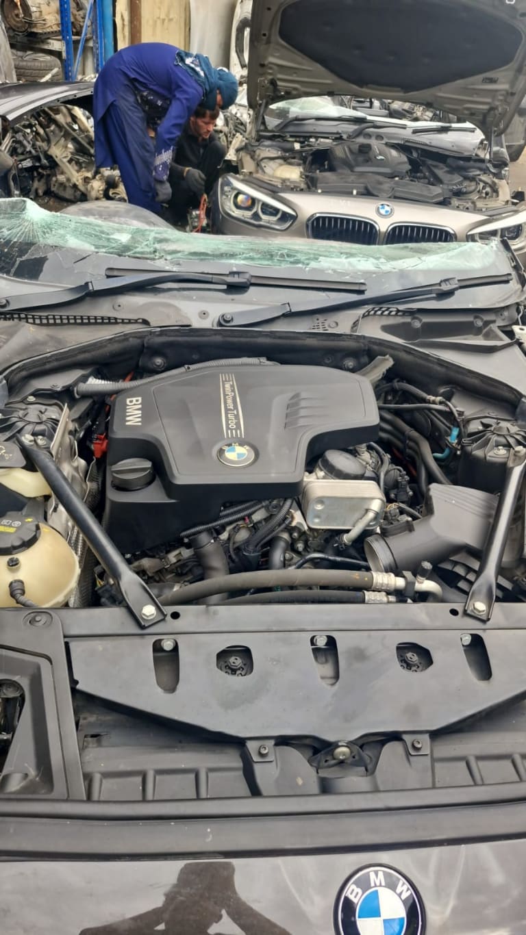Engine BMW N20B20B used in Sharjah — photo 2