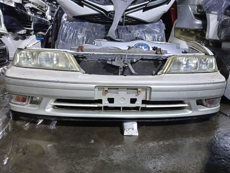 Nose cut Toyota Mark II