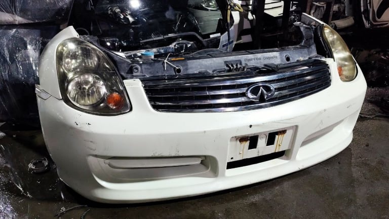 Nose cut Nissan Skyline used in Sharjah — photo 2