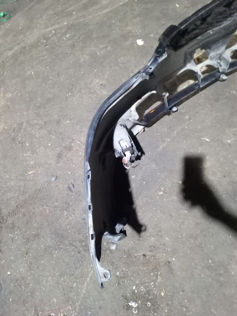 Bumper Toyota Caldina used in Sharjah — photo 18