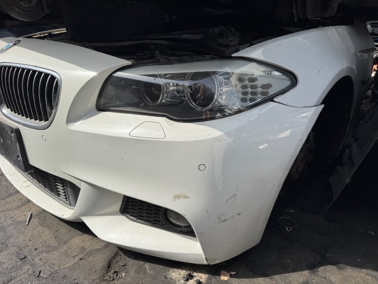 Nose cut BMW used in Sharjah — photo 2
