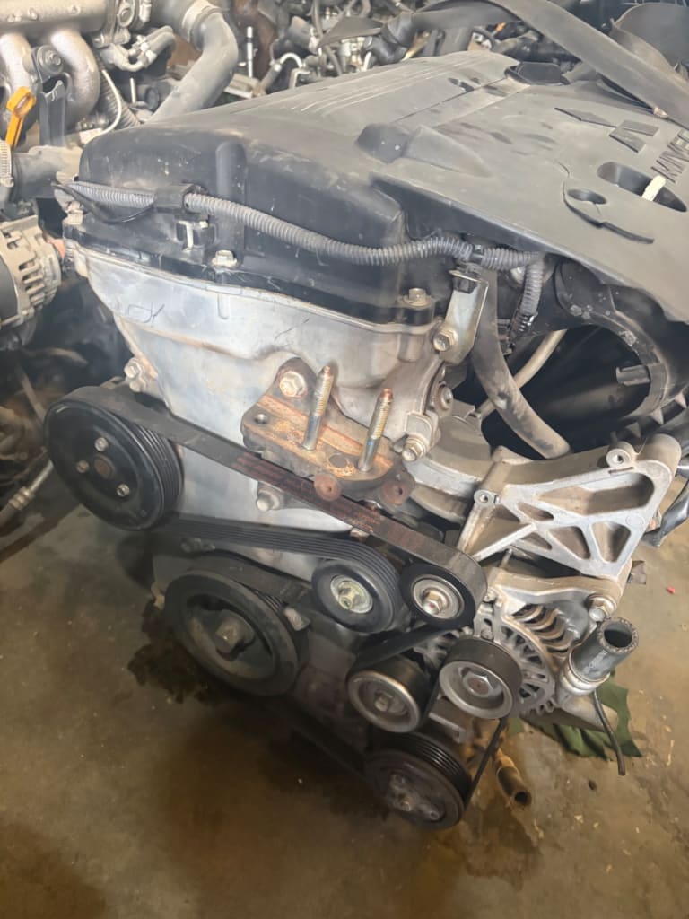 Engine + AT Mitsubishi 4B11 used in Sharjah — photo 2
