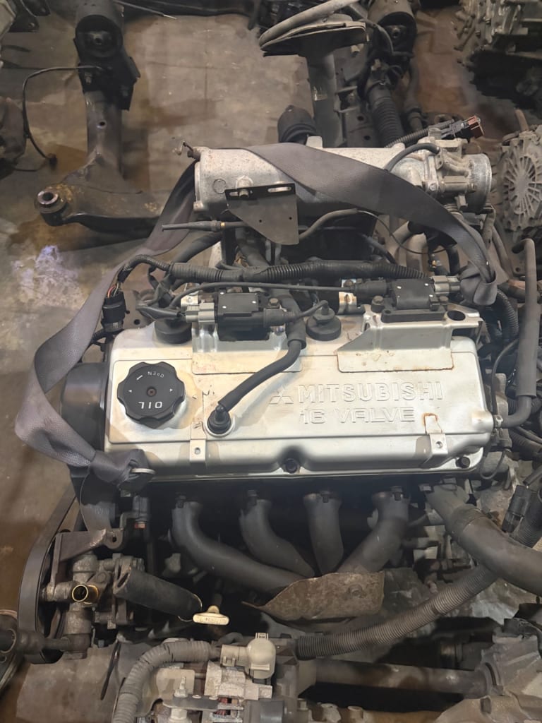 Engine + MT Mitsubishi 4G93 used in Sharjah — photo 2