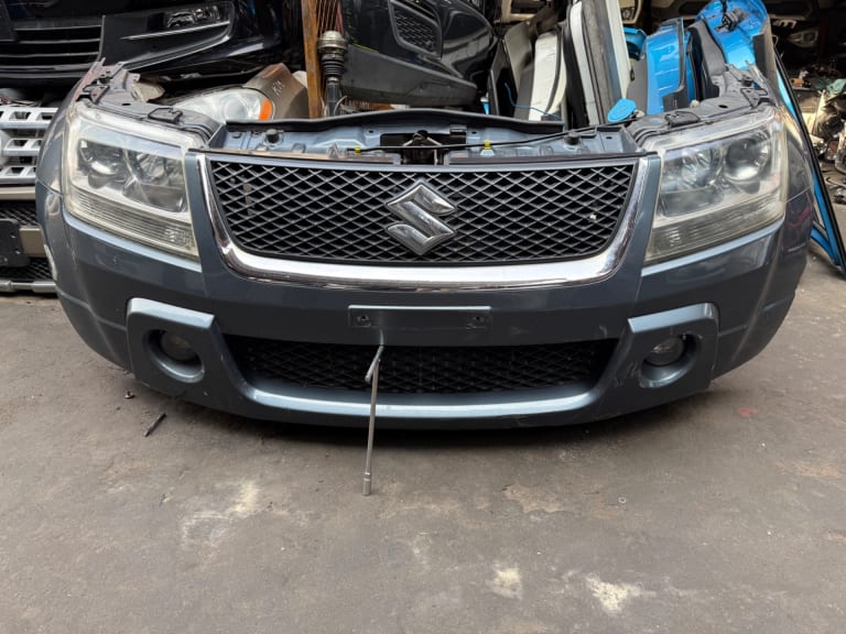 Nose cut Suzuki Grand Vitara