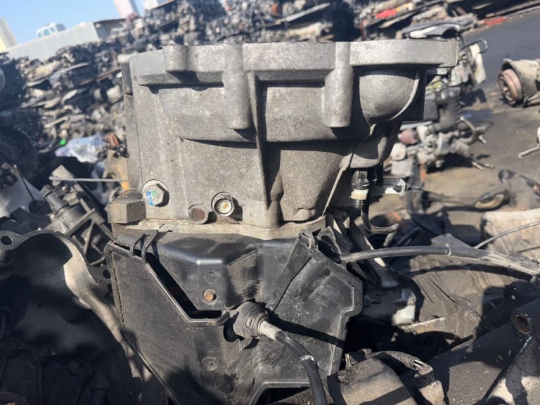 Manual transmission Ford BV6R 7002 DBE used in Sharjah — photo 5