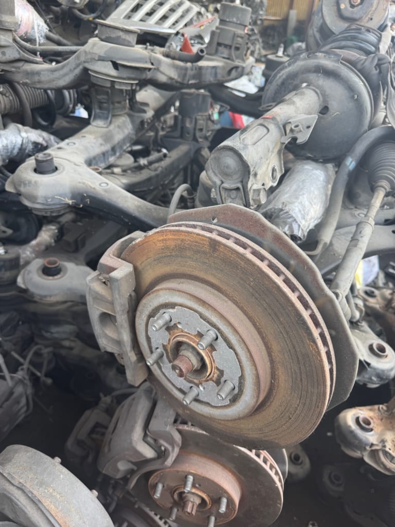 Suspension Lexus RX350 2GR used in Sharjah — photo 2