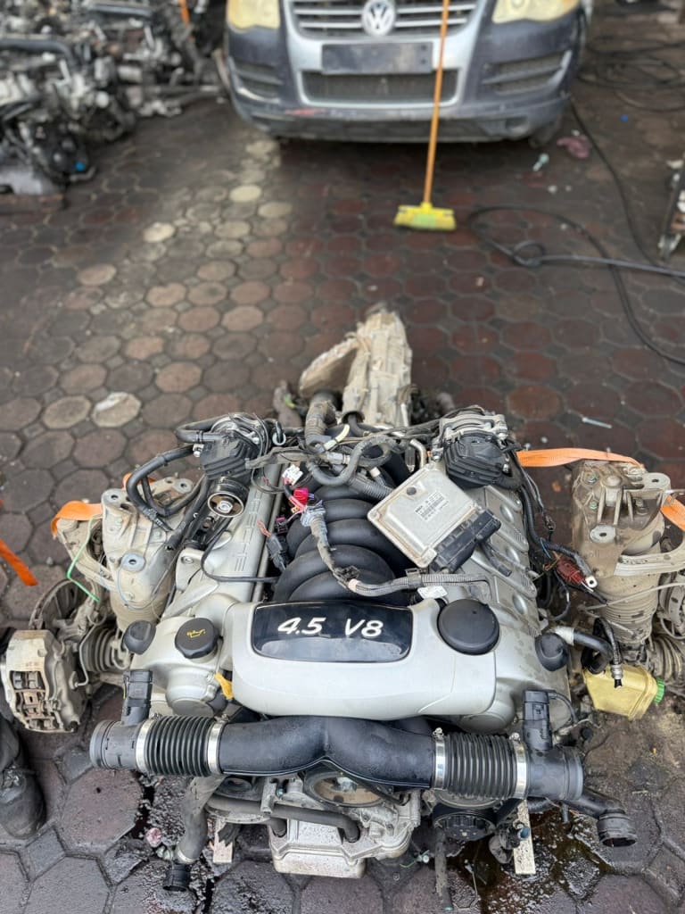 Engine + AT Porsche Cayenne M48 used in Sharjah — photo 5