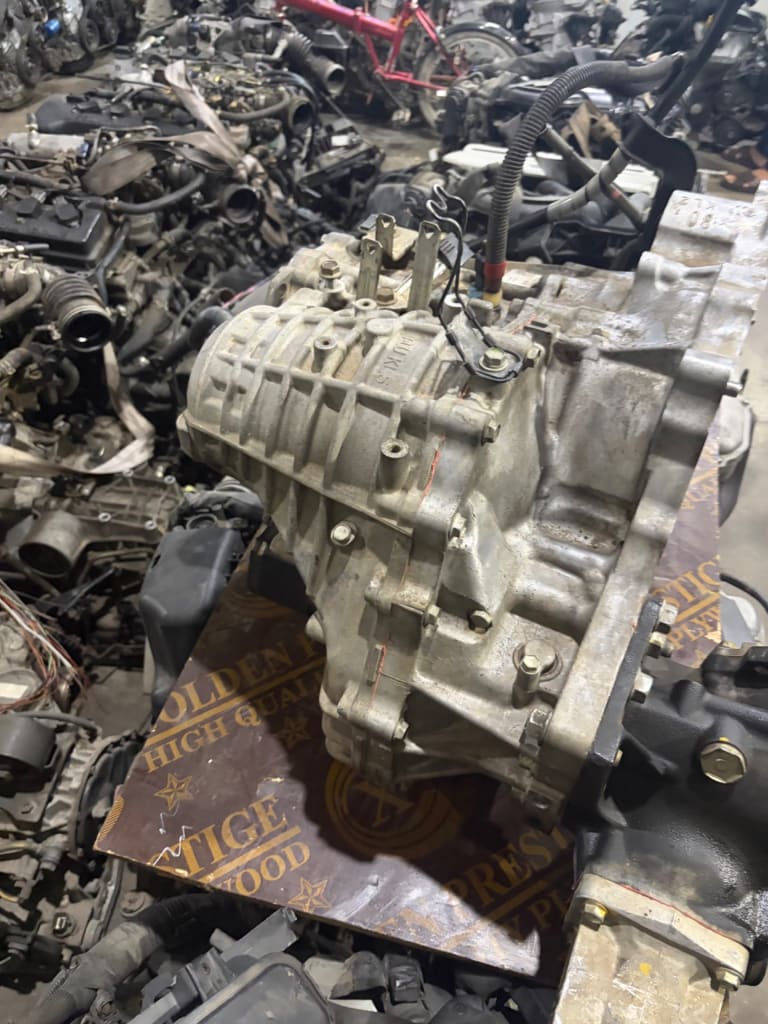 Automatic transmission Lexus 2GR used in Sharjah — photo 2