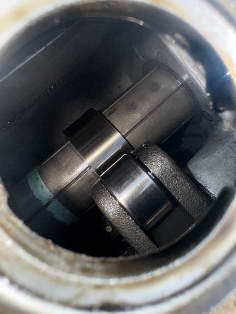 Engine + MT Mitsubishi 6M60 used in Sharjah — photo 5