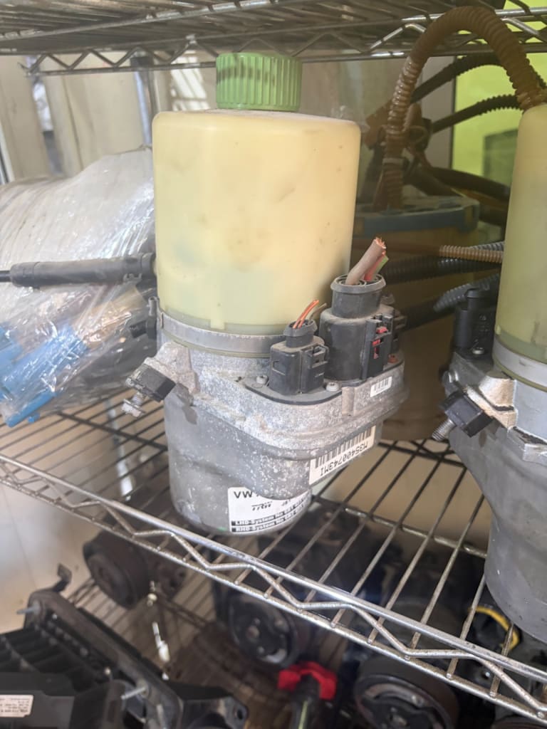 Power steering Volkswagen TRW used in Sharjah — photo 2