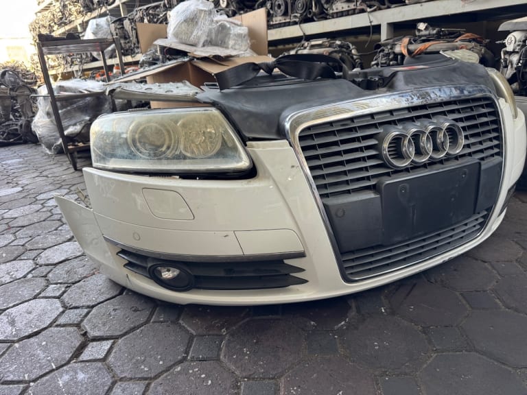 Nose cut + Hood + Radiator Audi BDW used in Sharjah — photo 2