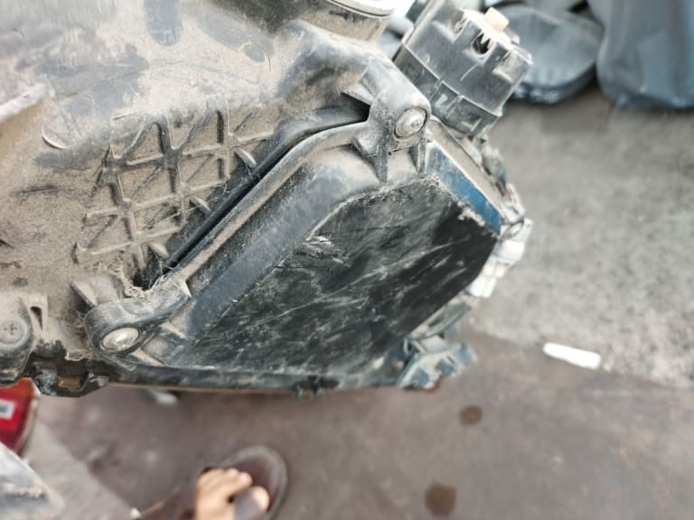Headlights Toyota Caldina used in Sharjah — photo 14