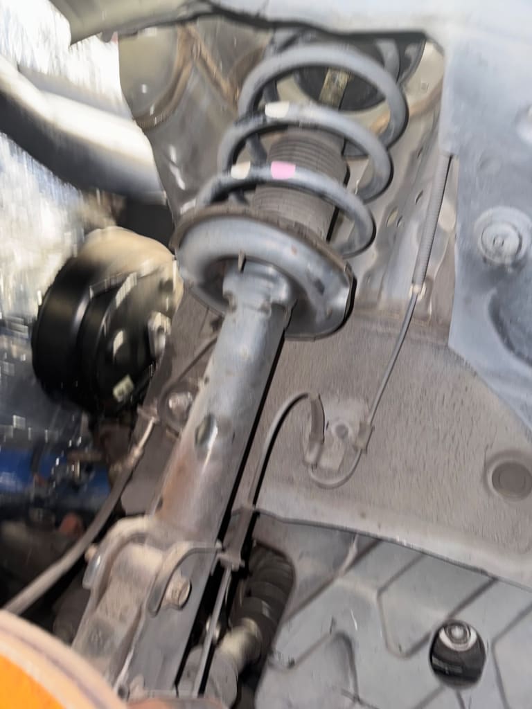 Nose cut + Engine + AT Kia Sorento G4KE used in Sharjah — photo 13