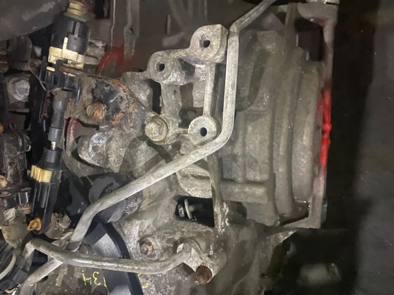 Engine + AT Chevrolet F18D4 used in Sharjah — photo 2