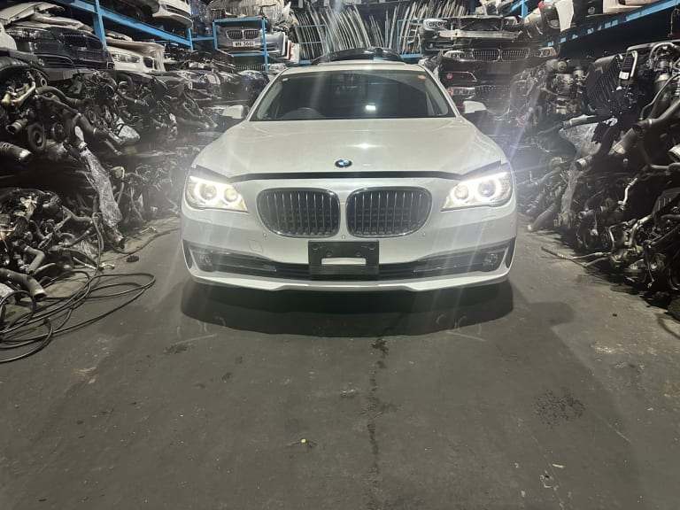 BMW Ноускат, капот, крылья F01