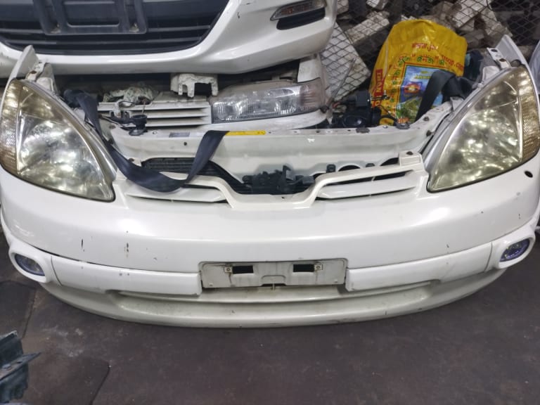 Nose cut Toyota Prius used in Sharjah — photo 14