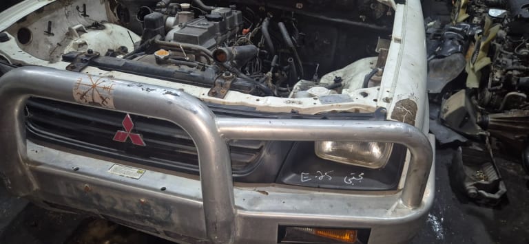 Engine + MT + Differential Mitsubishi 4M40 used in Sharjah — photo 5