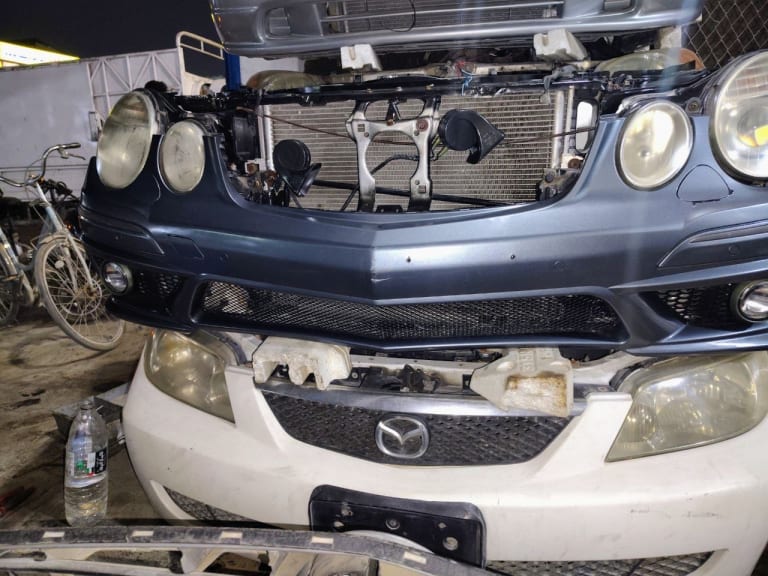 Nose cut + Hood Mercedes-Benz E-Class